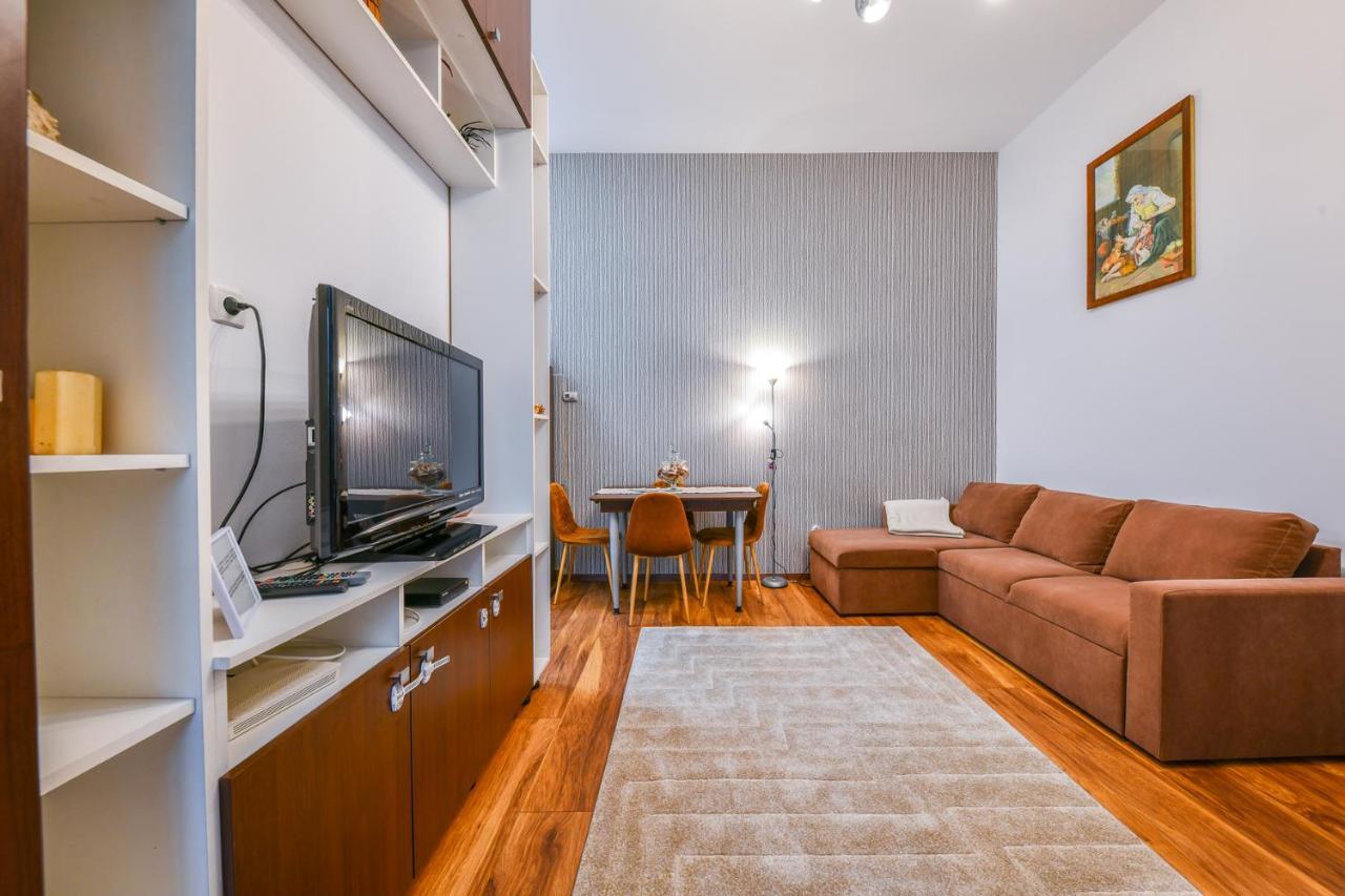 Glam Apartment Cluj-Napoca Exterior photo