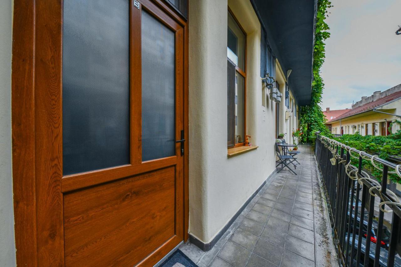 Glam Apartment Cluj-Napoca Exterior photo